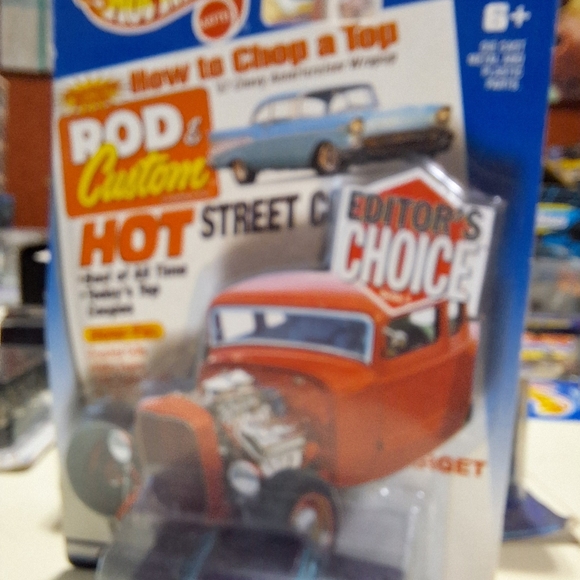 HOT WHEELS 2001 TARGET EXCLUSIVE EDITORS CHOICE SERIES '57 CHEVY ROD & CUSTOM RR - Picture 3 of 8